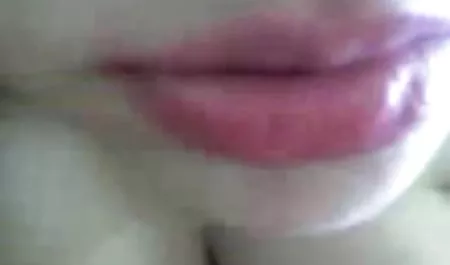 汚いうイギリスslut母Fucks男 おっぱい パブ パイズリ