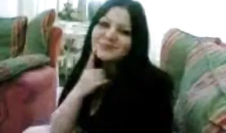 肛門フェティッシュレズビアンMilfドゥビェ 吉沢 明歩 パイズリ