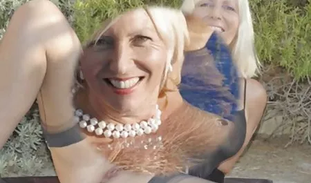 広がる愛-ティーンストリップダンス 巨乳 美女 パイズリ 動画