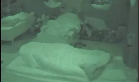 女性のサンフランシスコ(1981) 沖田 杏梨 パイズリ 動画