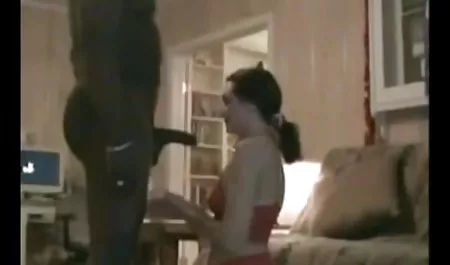 アジアのストッキングが熱心に掘削 挟 射 動画 無料