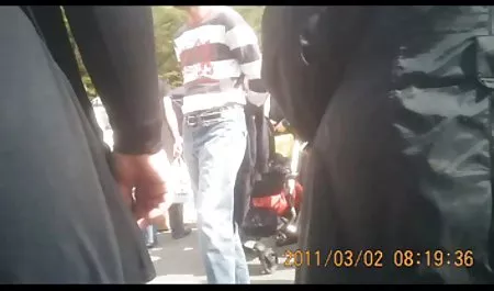 金髪仕事でニーソックスがコック 無 修正 パイズリ エロ 動画