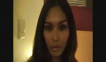 電車のキャビン ギャル パイズリ 動画