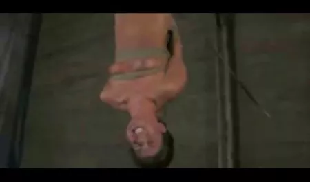 アマチュアThreesomeいません。 超 乳 フェラ 27