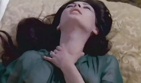 朝食後 上原 亜衣 パイズリ 動画