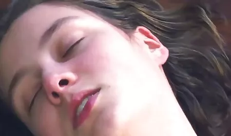 失われた種族Motherfuckers 成瀬 心 美 パイズリ