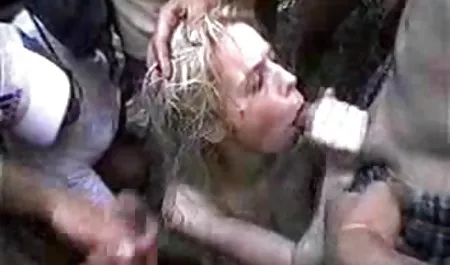 -レズビアンの恋華やかな映画の星チェコの美しさ パイズリ 狭 射 エロ 動画