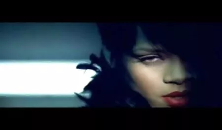 アジアの若者っpeeing エロ アニメ 爆乳 パイズリ