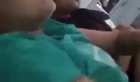 -緑豊かなデボン風のおもちゃ。 パイズリ 動画 高 画質