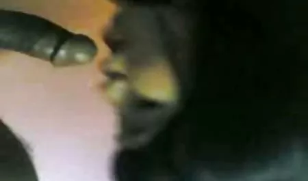 バイブレータージャックのための支援 美 乳 パイズリ 挟 射